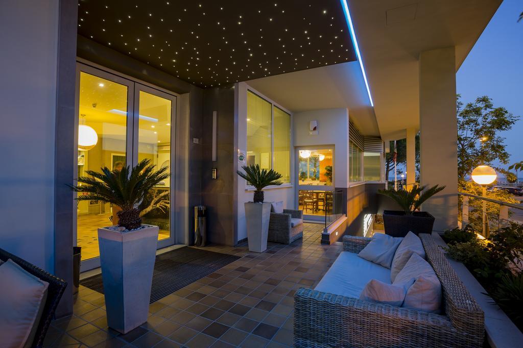 Hotel Ambassador Bibione Ngoại thất bức ảnh